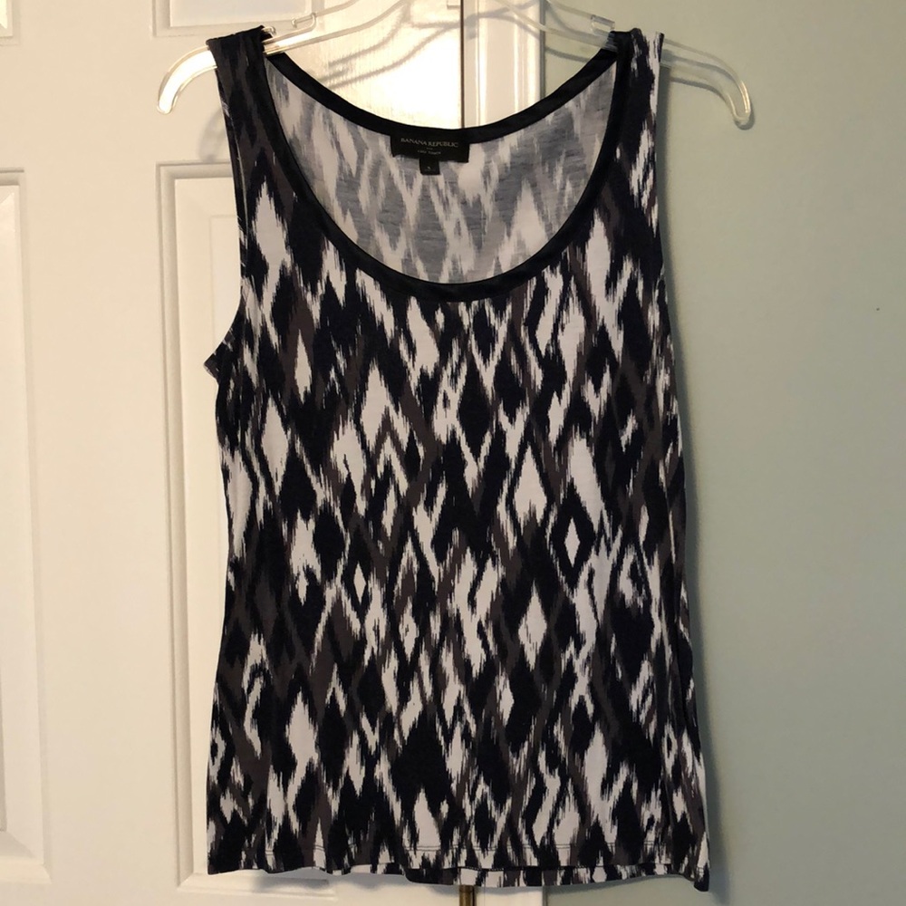 Banana Republic Luxe Touch Tank